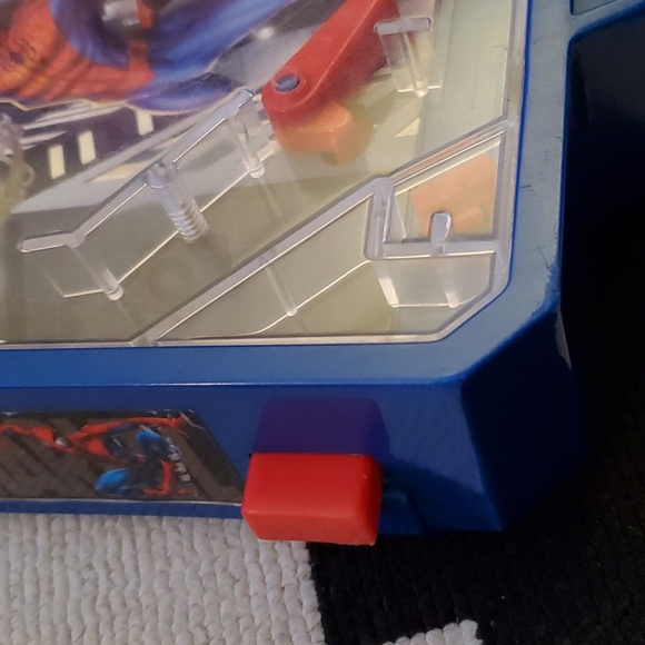 2004 Funrise Toys Marvel Spider-Man Table Top Pinball Machine Lights & sounds - Picture 6 of 14